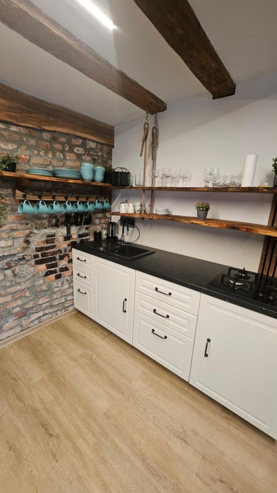 Hisa Stare Mame Bed & Breakfast Камник Екстериор снимка